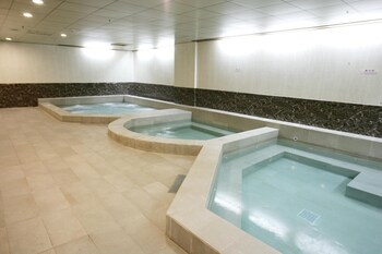 le beau max resort