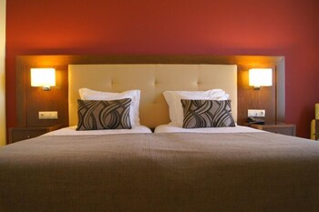 palace hotel and spa termas de s tiago