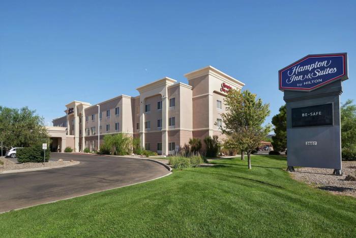 hampton inn and suites roswell