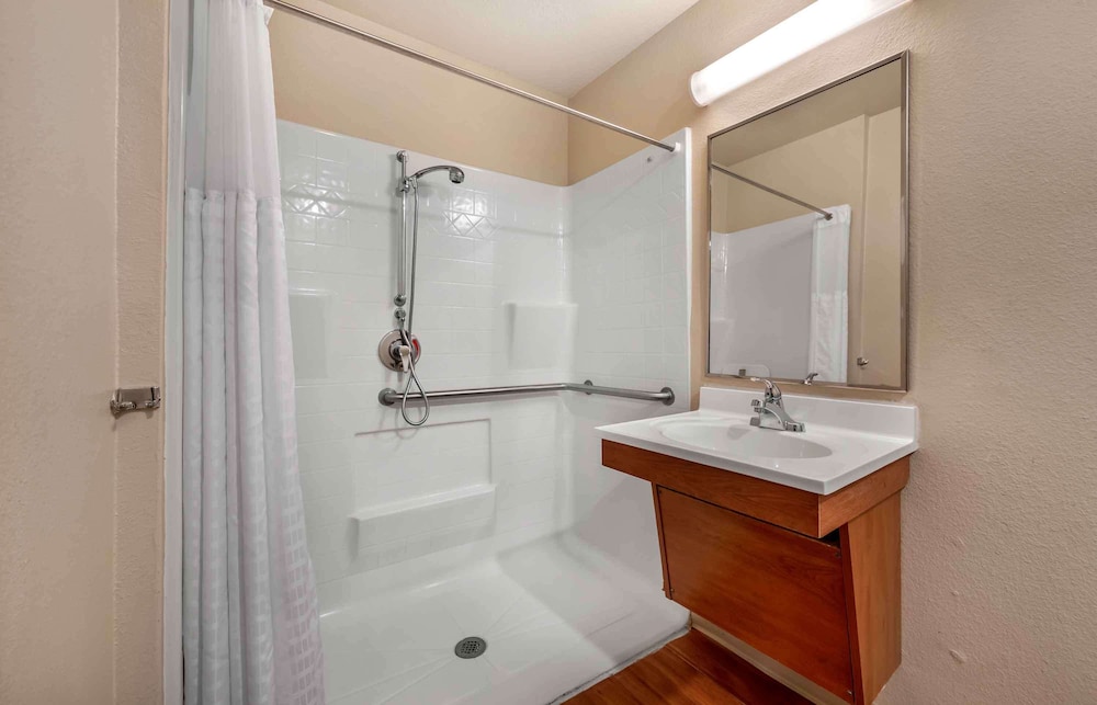 woodspring suites fort lauderdale