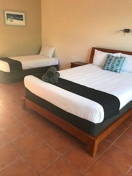 Birch Motel Bowen,Bowen Hills>>Bowen,3 star
