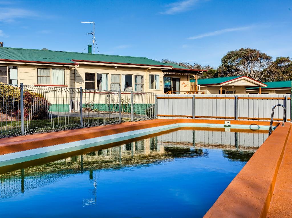 wintersun gardens motel