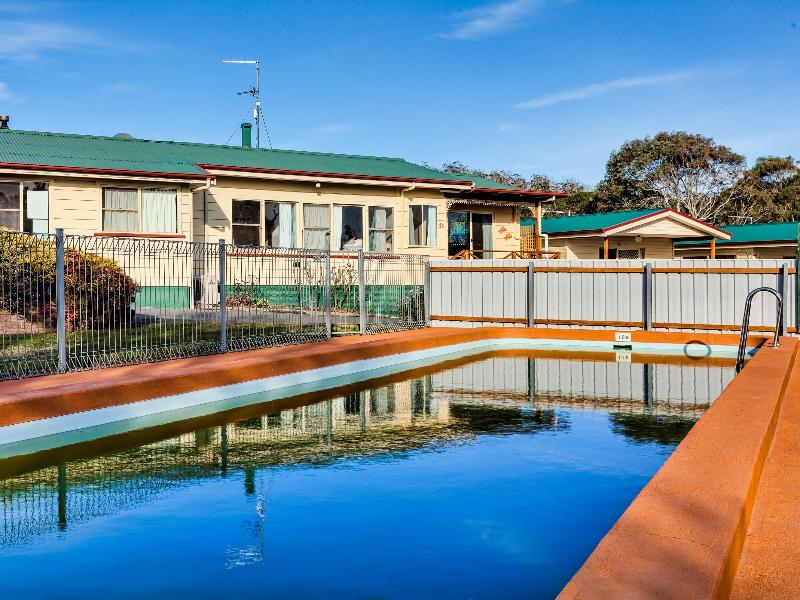 Wintersun Gardens Motel,St Helens>>Bicheno,4 star