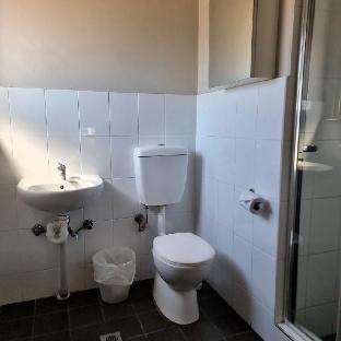 william farrer hotel