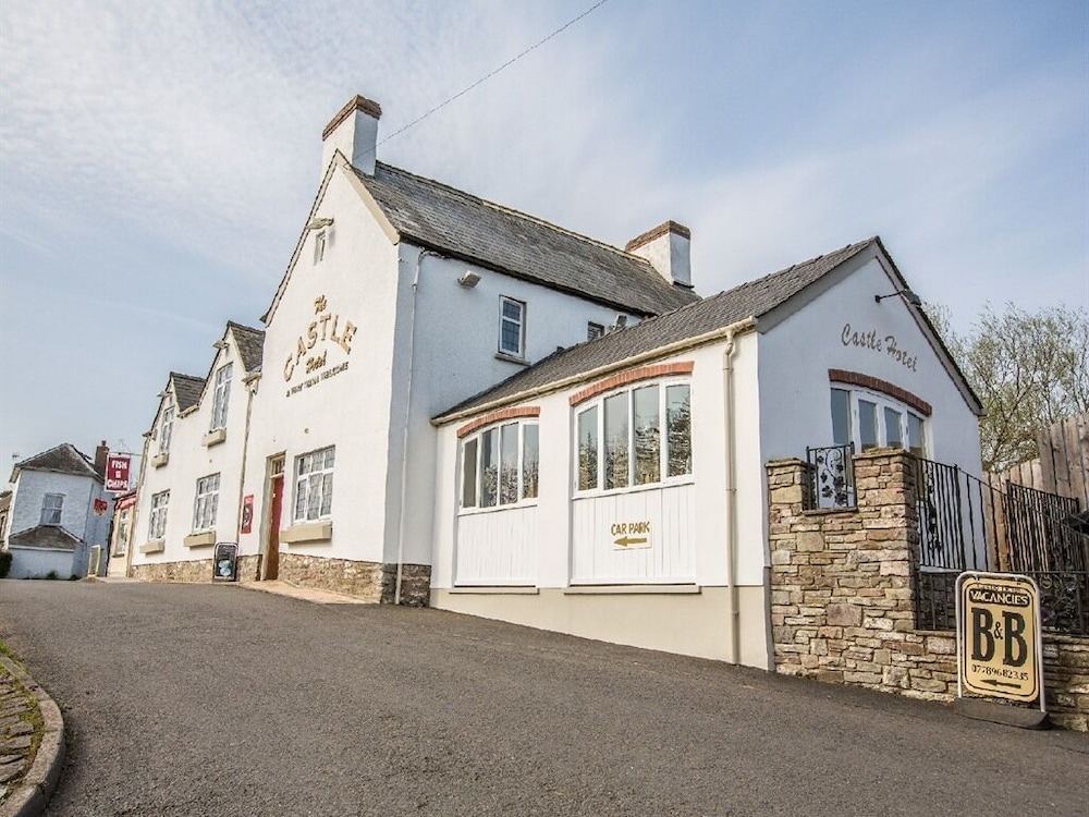 the castle hotel