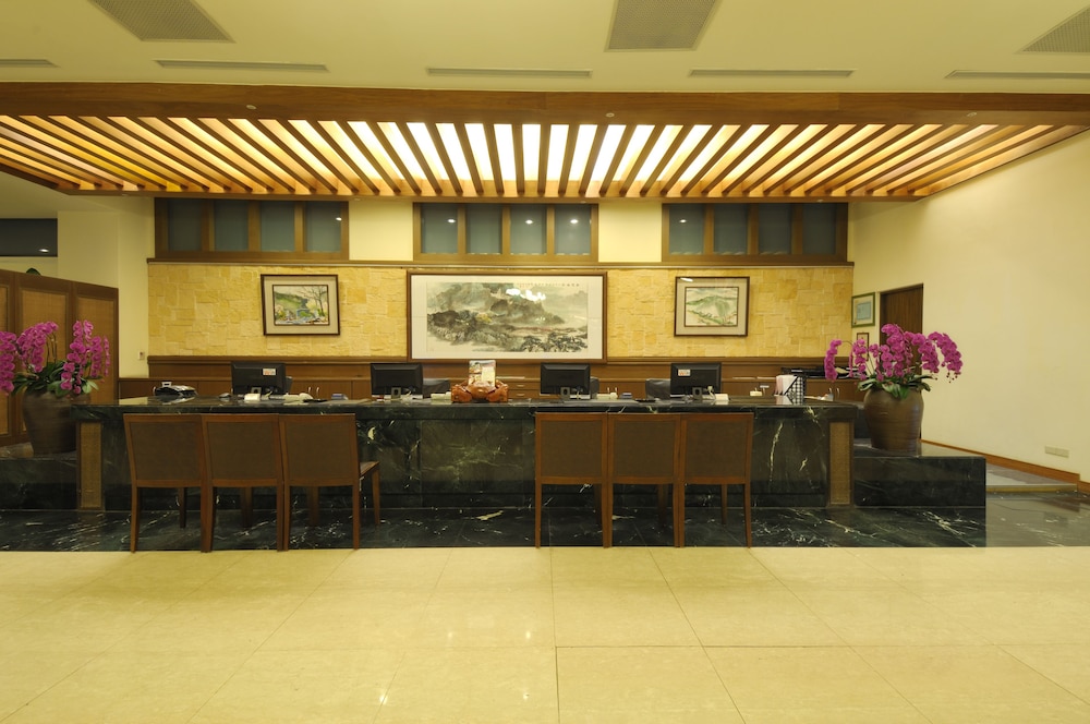 hoya resort hotel wuling