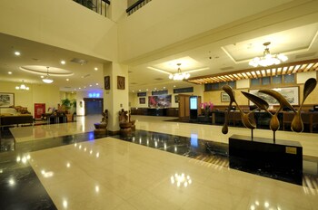 Hoya Resort Hotel Wuling,Taichung>>Heping,4 star