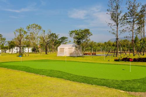 myrrh resort