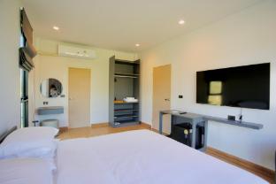 myrrh resort
