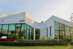 myrrh resort