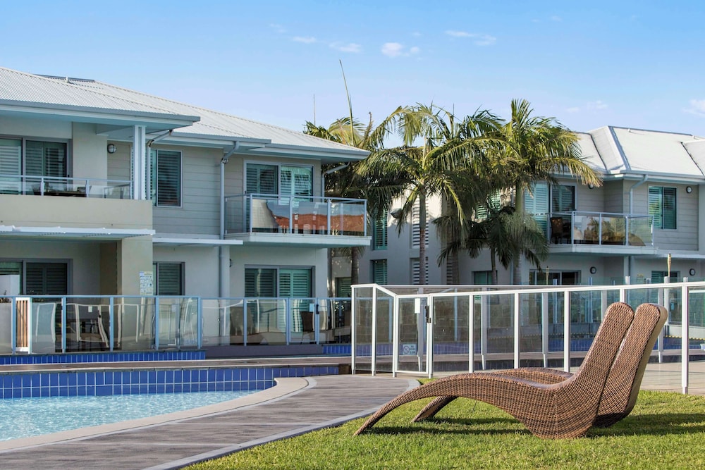 oaks port stephens pacific blue resort