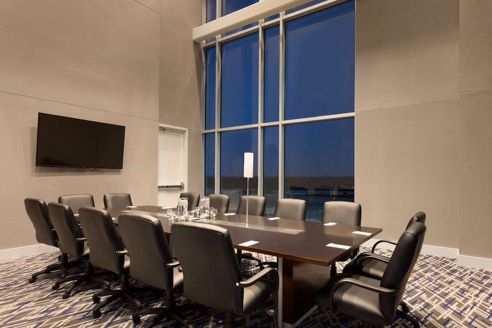 embassy suites by hilton kansas city olathe