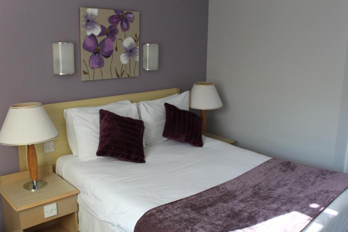 redwings lodge dunstable