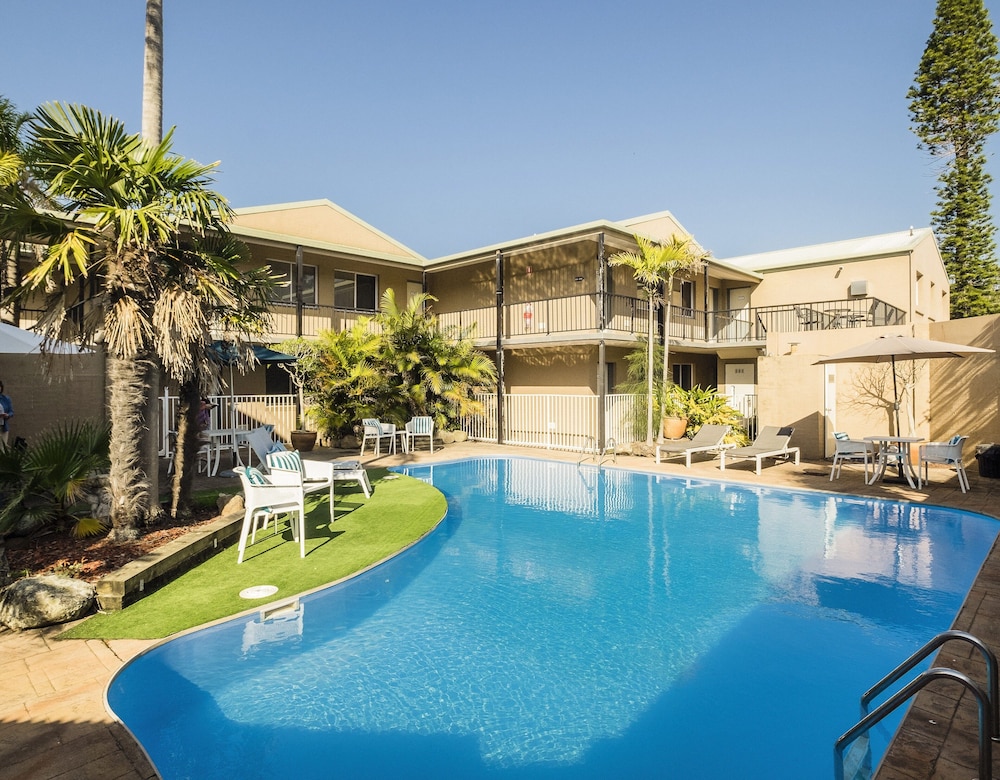 mollymook