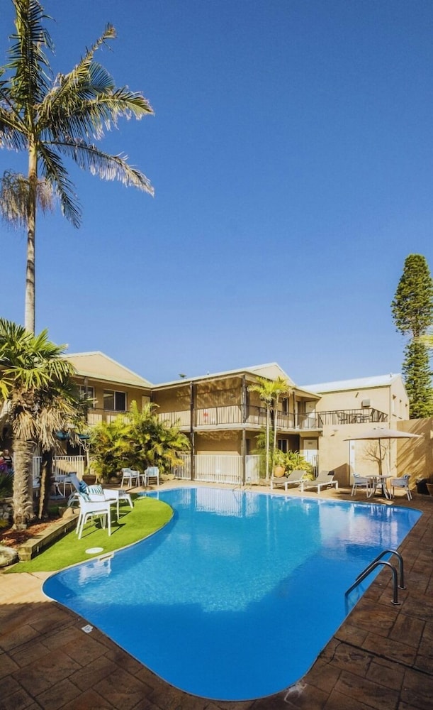 mollymook