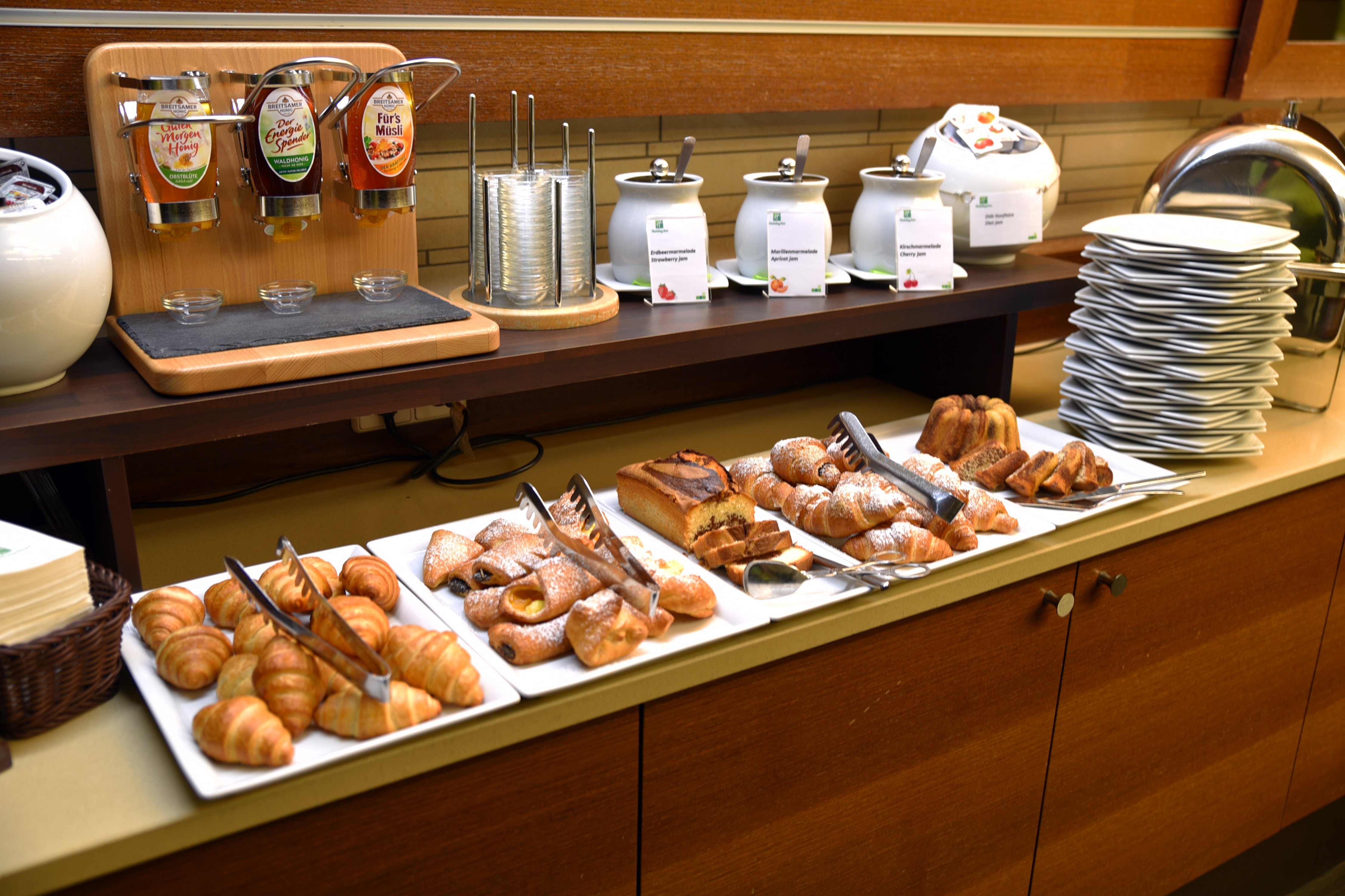 holiday inn salzburg city by ihg