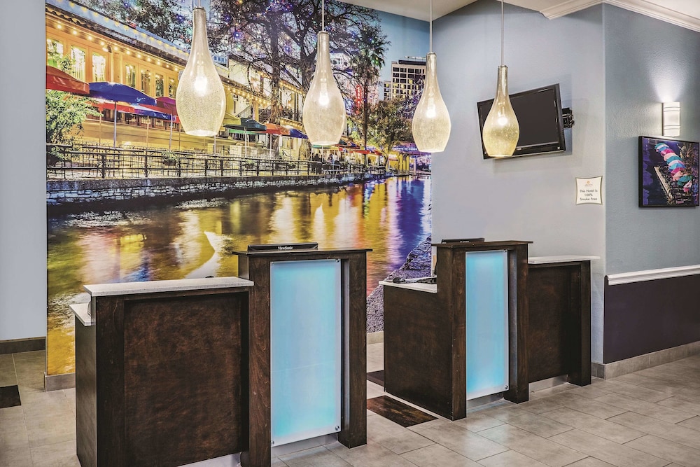 spark by hilton san antonio dominion