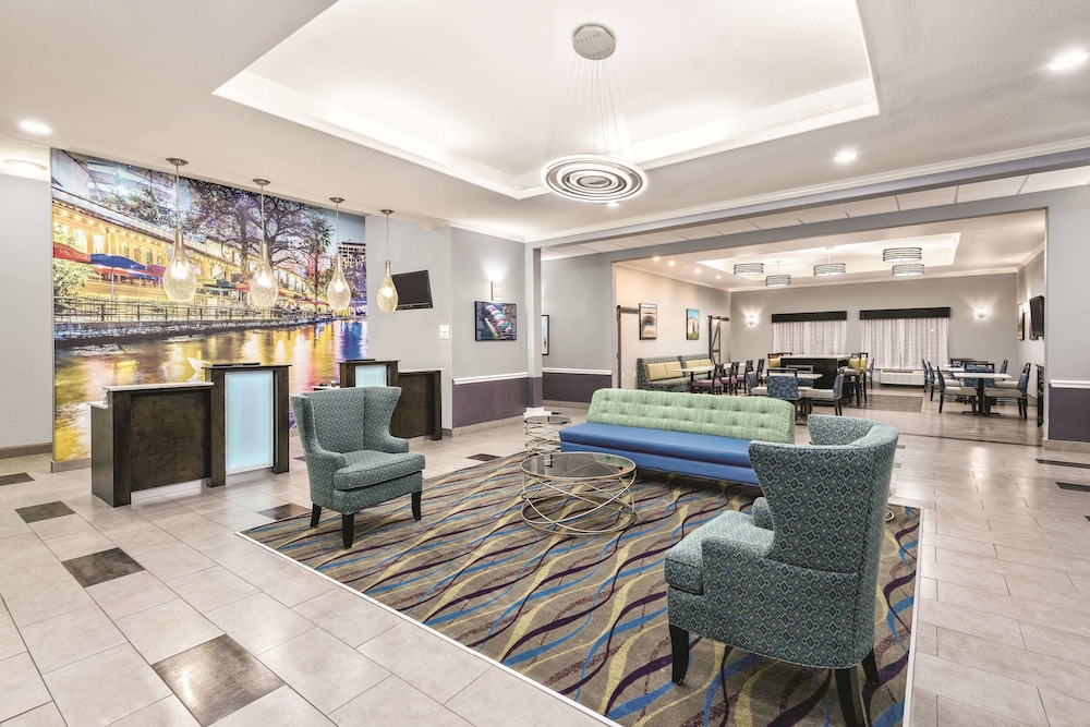 spark by hilton san antonio dominion