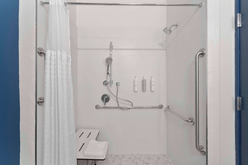 spark by hilton san antonio dominion