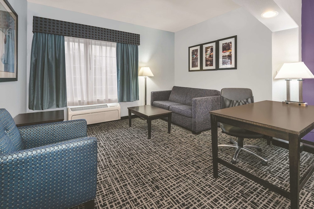 spark by hilton san antonio dominion