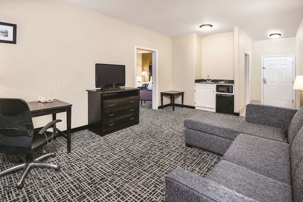 spark by hilton san antonio dominion