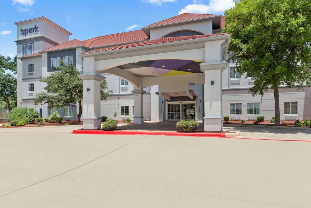 spark by hilton san antonio dominion