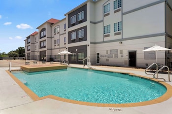 Spark By Hilton San Antonio Dominion,San Antonio>>Dominion,3 star