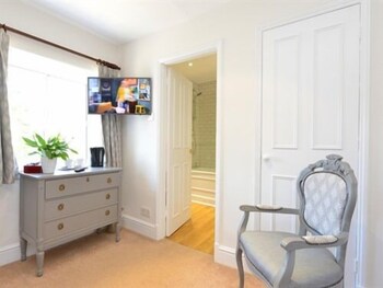 Bathurst Arms,Cheltenham>>Bristol,4 star