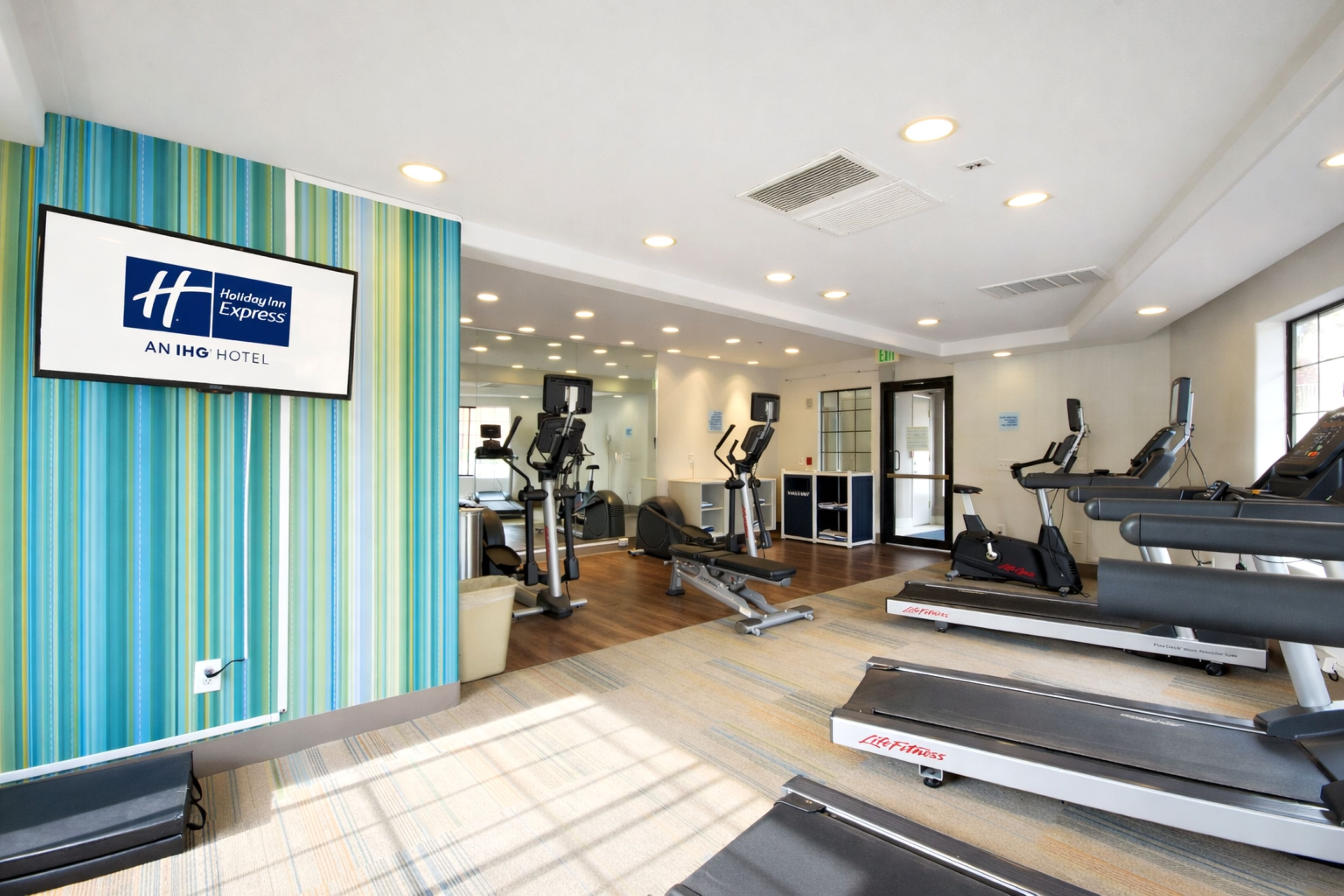 holiday inn express mira mesa san diego by ihg
