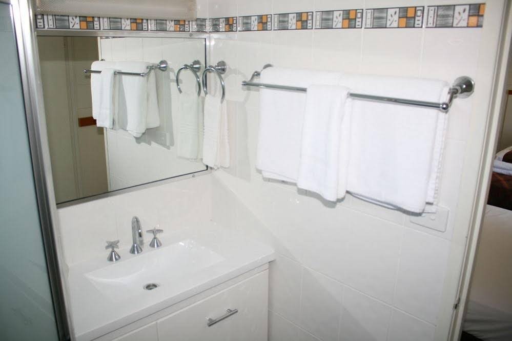 Billabong Lodge Motel,Rosslea>>Cluden,3 star