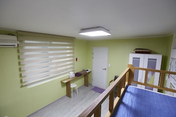 hans house