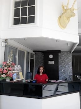 de wahyu hotel
