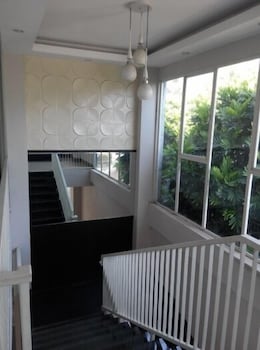 de wahyu hotel