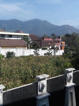 de wahyu hotel