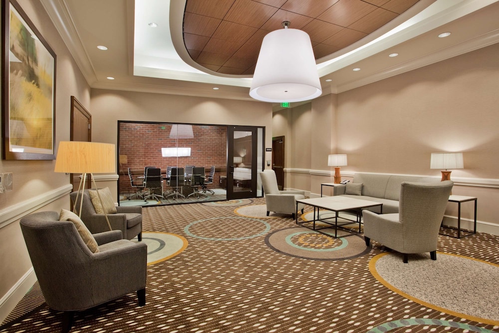 hampton inn and suites chapel hill carrboro downtown