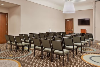 hampton inn and suites chapel hill carrboro downtown