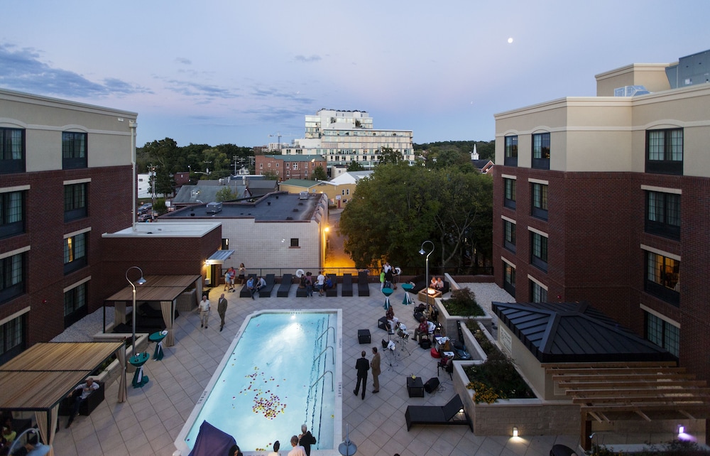 hampton inn and suites chapel hill carrboro downtown