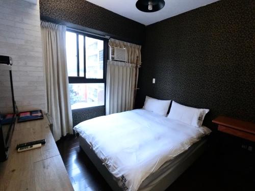 feng chia accommodations fengjia enjoy find happiness