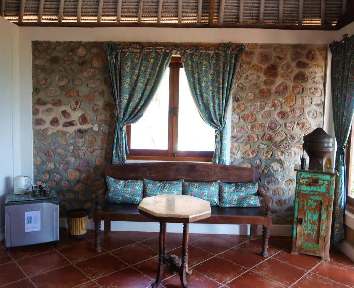 breve azurine lagoon retreat