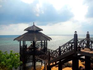 breve azurine lagoon retreat