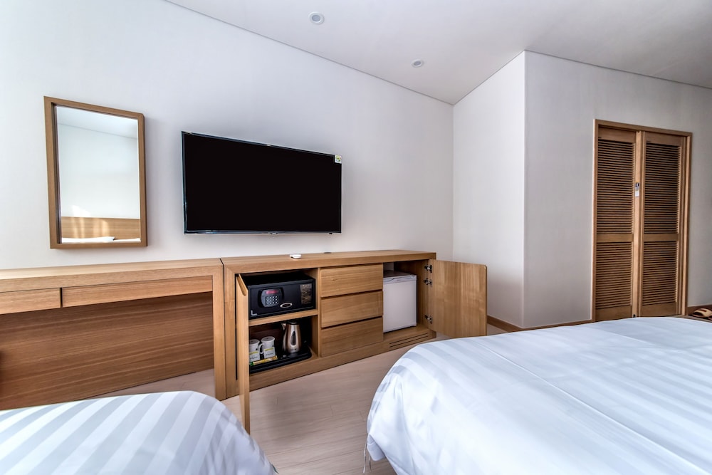 bk hotel jeju