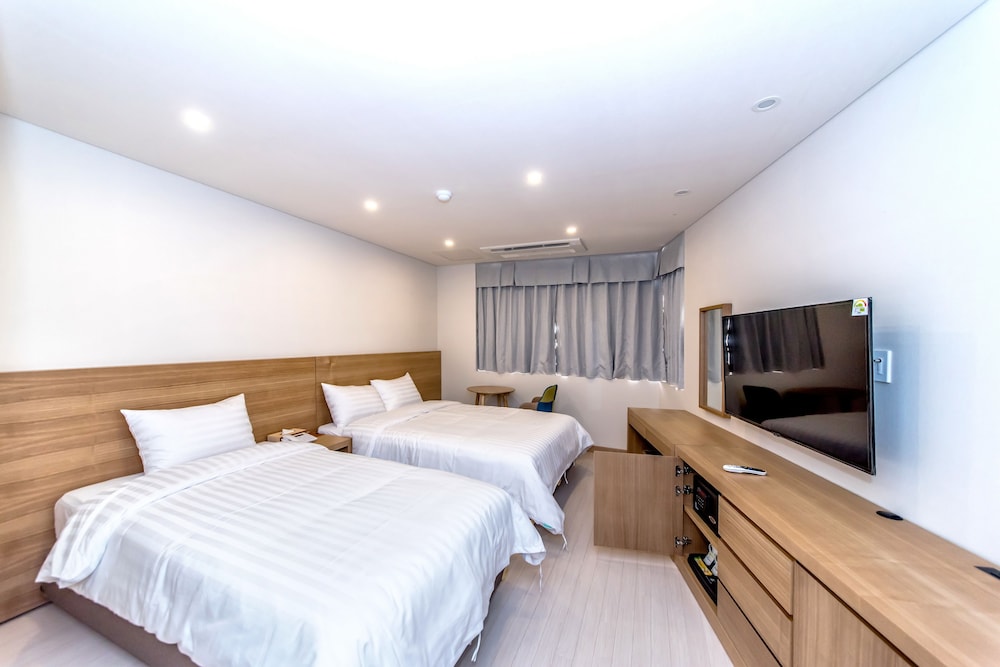 bk hotel jeju