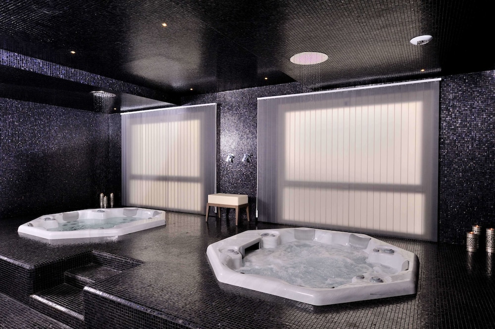 kenzi sidi maarouf hotel