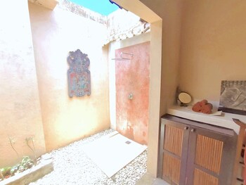 villa plawa asri