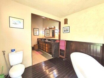 villa plawa asri