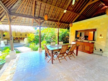 villa plawa asri