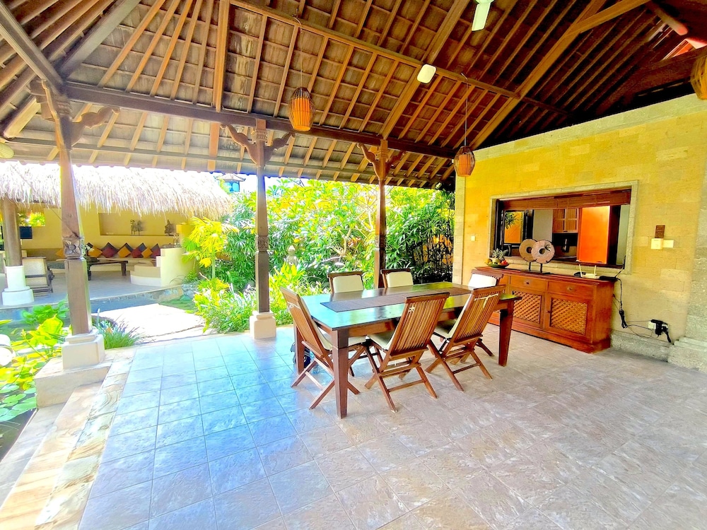 villa plawa asri