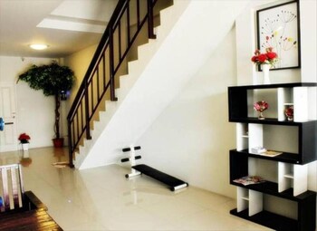 be rich hotel