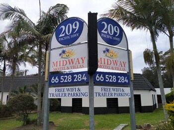 midway motel and villas