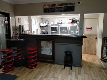 midway motel and villas